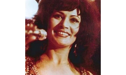 QAL SENA QURBAN (ZEYNEP HANLAROVA) / MAVİ MONCUK (EMEL SAYIN) 